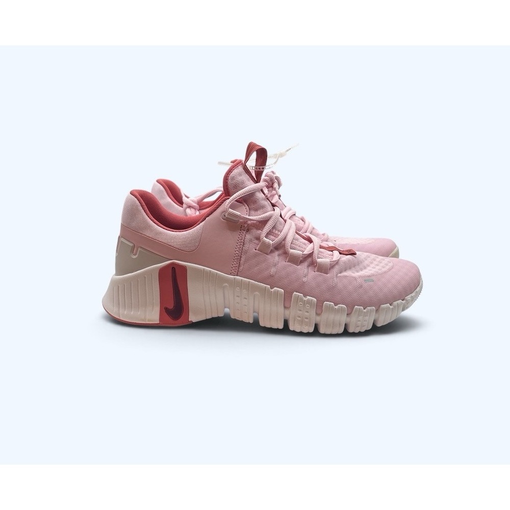 Nike Free Metcon 5 Foam Pink Trianing Sneakers Size 10.5 DV3950-603